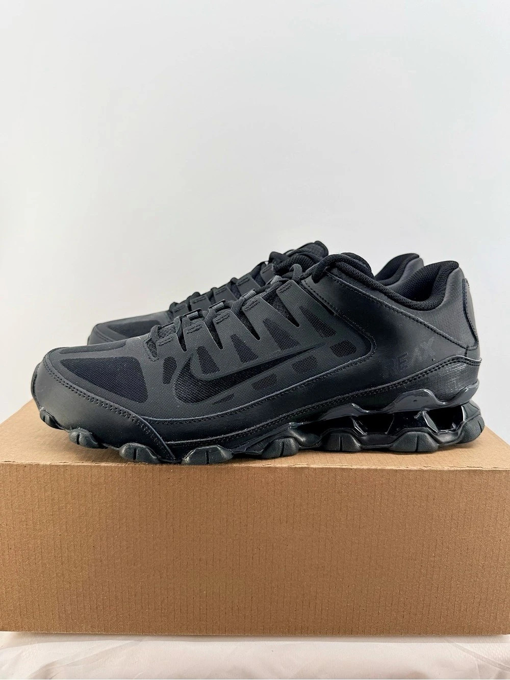Nike Reax 8 TR Black Anthracite size 12M- Premium Alt Box